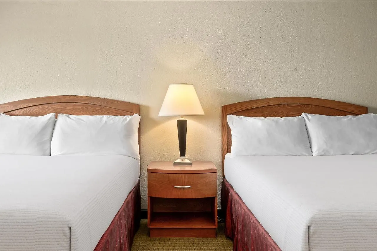 Golden Sails Hotel Long Beach